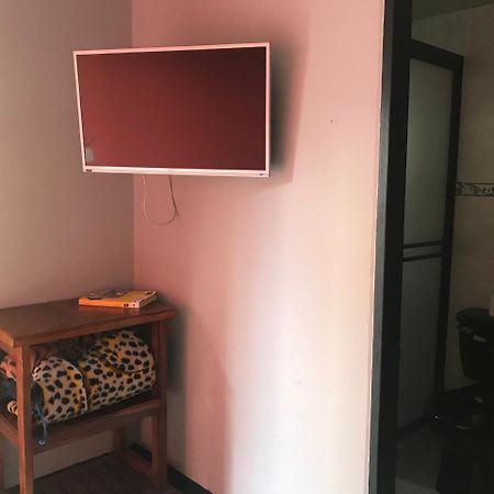 Hotel Calipso Marinilla Ngoại thất bức ảnh